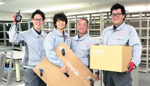 法人専門移転プロ スタッフの集合写真